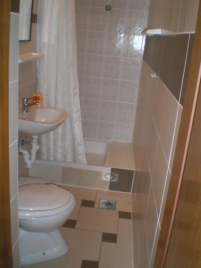 Bava Apartamento Ugljan Exterior foto